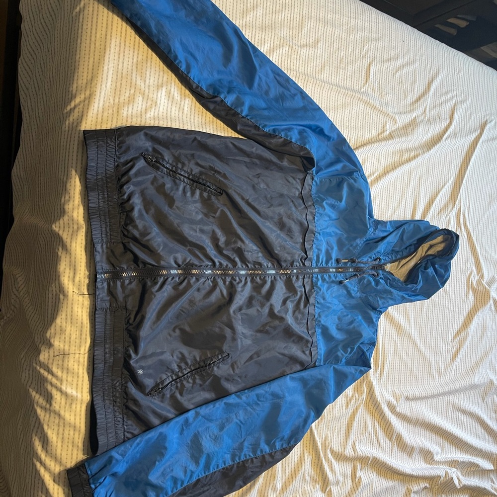 H&M sports track jacket Size Large
